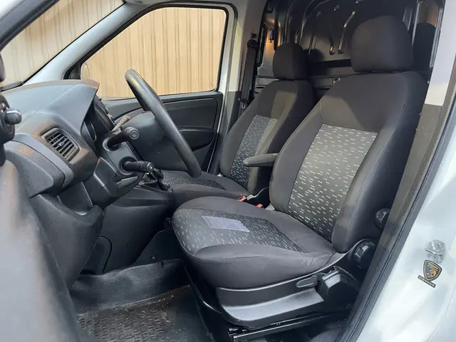 Opel Combo 1.3 CDTi L2H1 ecoFLEX Sport 2015 Diesel 6