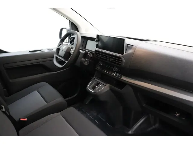 Peugeot e-Expert 3