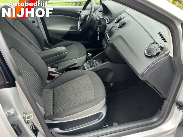 SEAT Ibiza ST 1.0 EcoTSI Style Connect 2016 Benzine 24