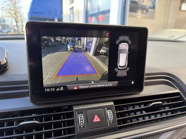 Audi Q5 2.0 TFSI quattro Launch Edition 2017 Benzine 18