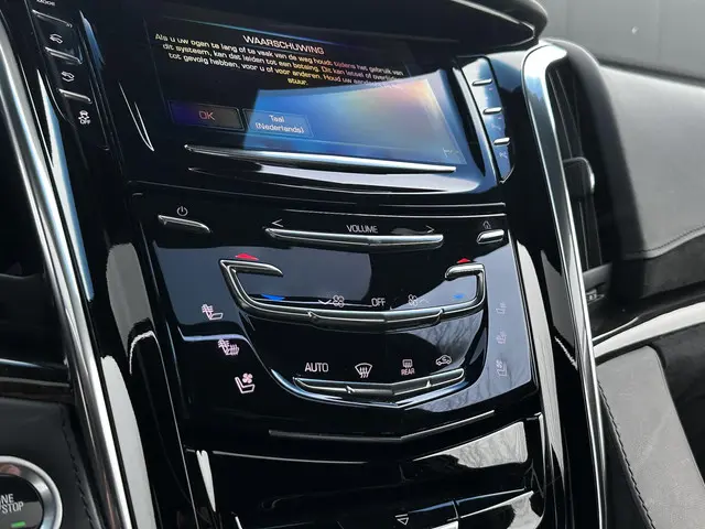 Cadillac Escalade 6.2 V8 Platinum 2018 Benzine 44