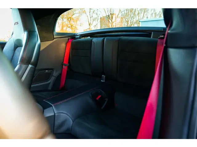 Porsche 911 3.0 Targa 4 GTS 2023 Benzine 10