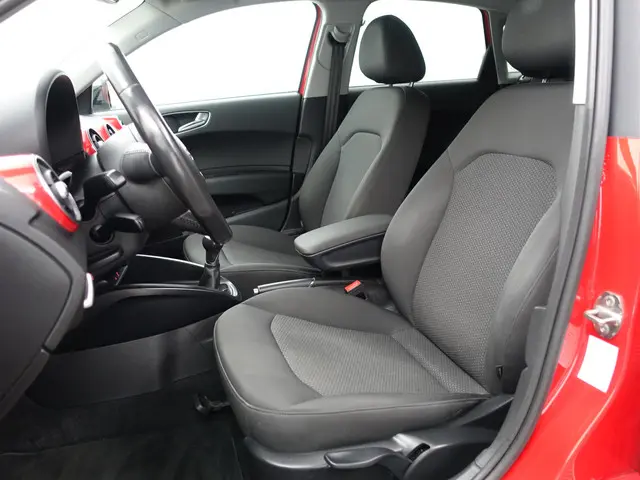 Audi A1 Sportback 1.2 TFSI S Line- 2014 Benzine 20