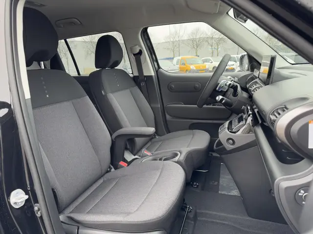 Hyundai Inster Evolve 49 kWh 2025 Elektrisch 10