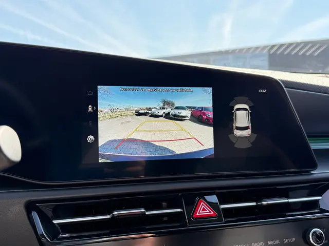Kia Niro EV DynamicPlusLine 64.8 kWh 2024 Elektrisch 28