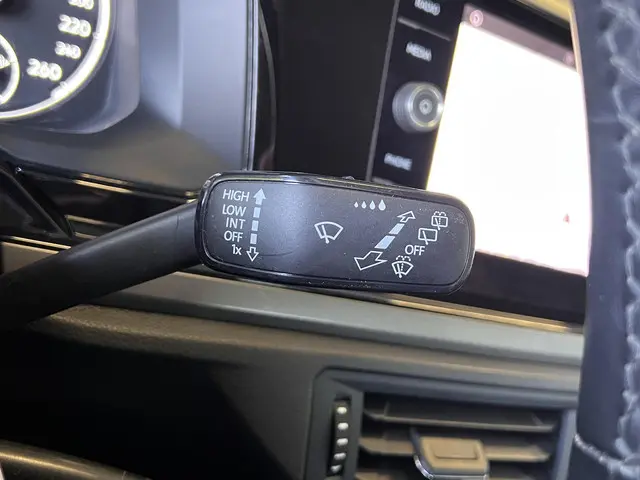 Volkswagen Polo 1.0 MPI Comfortline 2019 Benzine 31