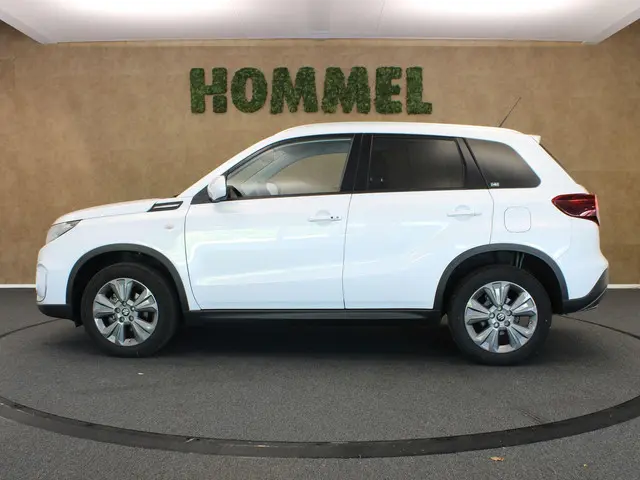 Suzuki Vitara 1.5 Hybrid Select 2024 Hybride Benzine 8