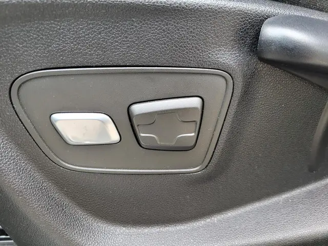 Renault Scénic 1.3 TCe Bose 2019 Benzine 33