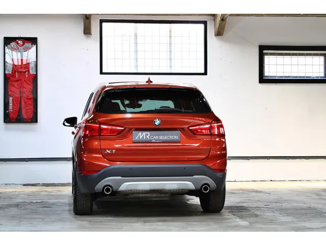 BMW X1 sDrive20i Orange Edition II 2018 Benzine 9