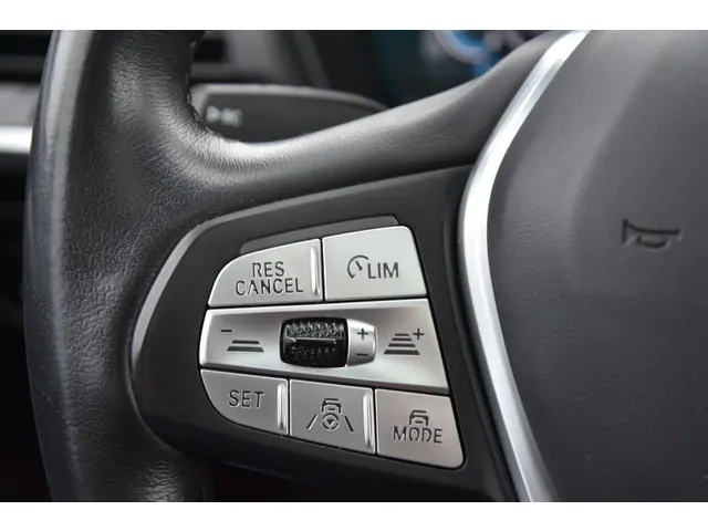 BMW iX3 High Executive 80 kWh 2021 Elektrisch 12