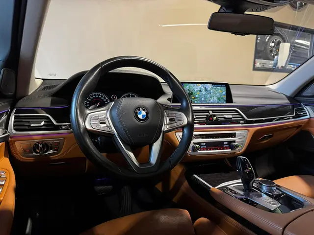 BMW 7 Serie 750i xDrive 2017 Benzine 10