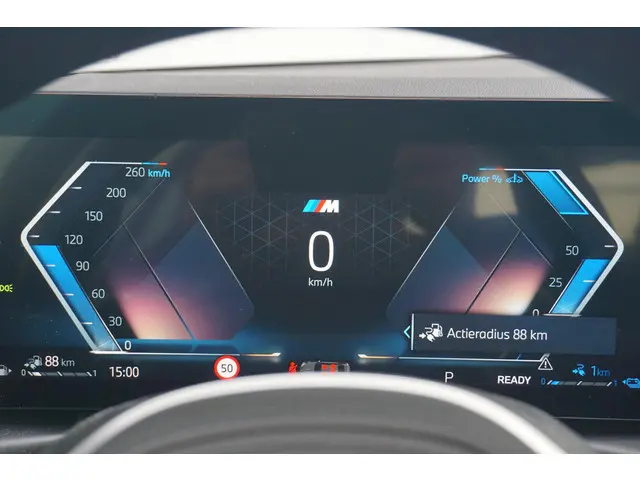 BMW 3 Serie 330e 2023 Hybride Benzine 15
