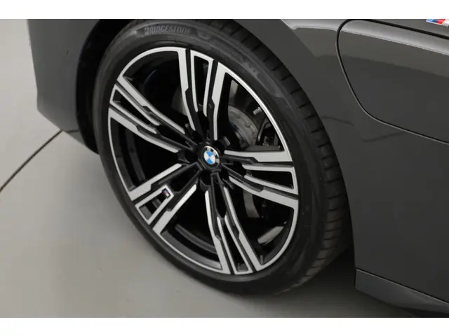BMW 7 Serie 750e xDrive M Sport 2023 Hybride Benzine 43
