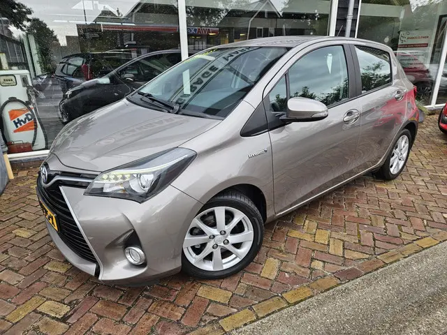 Toyota Yaris 2