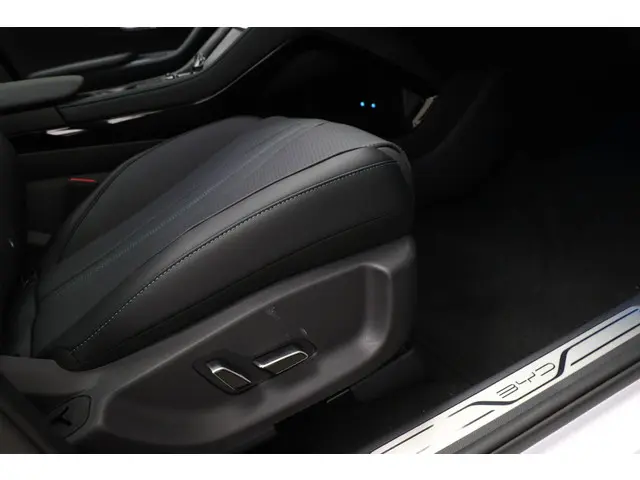 BYD SEAL U 1.5 DM-i FWD Boost 2025 Hybride Benzine 10