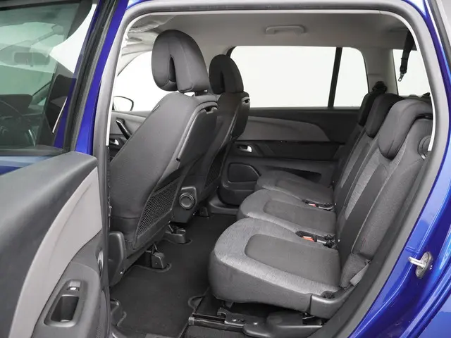 Citroën Grand C4 Picasso 1.2 PureTech Feel 2017 Benzine 11