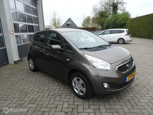 Kia Venga 1.4 CVVT ExecutiveLine 2014 Benzine