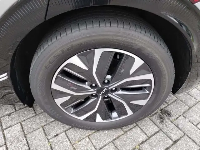 Kia EV6 Plus AWD 77.4 kWh 2022 Elektrisch 12