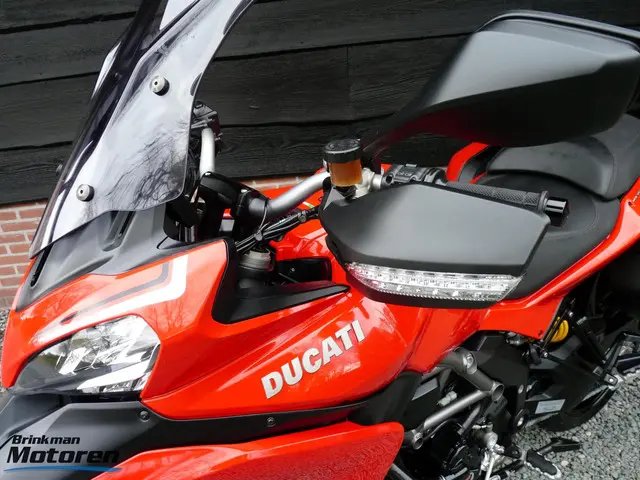 Ducati Multistrada 1200 S Touring 2013 Benzine 15
