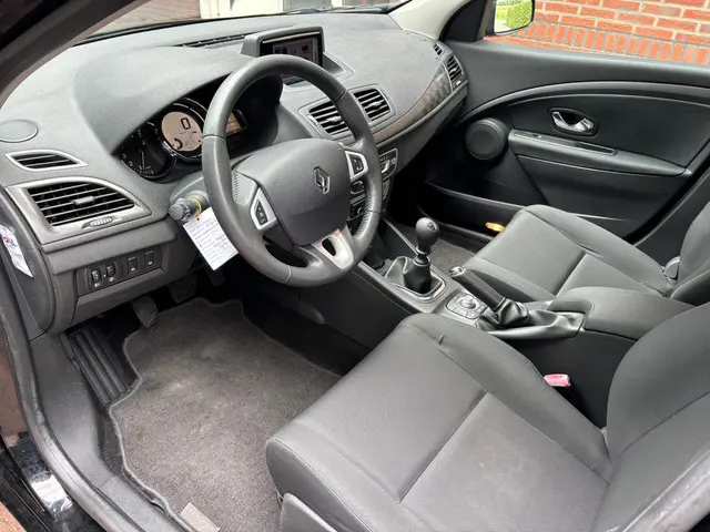Renault Mégane Estate 1.2 TCe Expression 2012 Benzine 18
