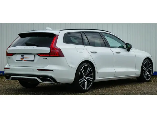 Volvo V60 2.0 T4 R-Design Polestar Engineerd 2020 Benzine 3