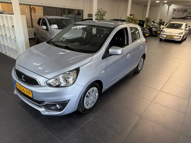 Mitsubishi Space Star 1.0 Cool+ 2020 Benzine 3