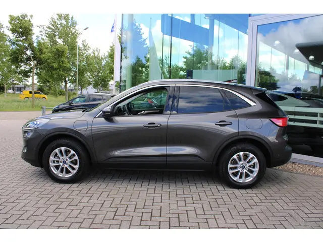 Ford Kuga 2.5 PHEV Titanium X 2022 Hybride Benzine 2