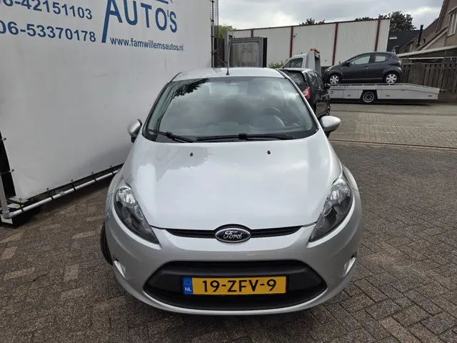 Ford Fiesta 1.25 Limited 2012 Benzine 26