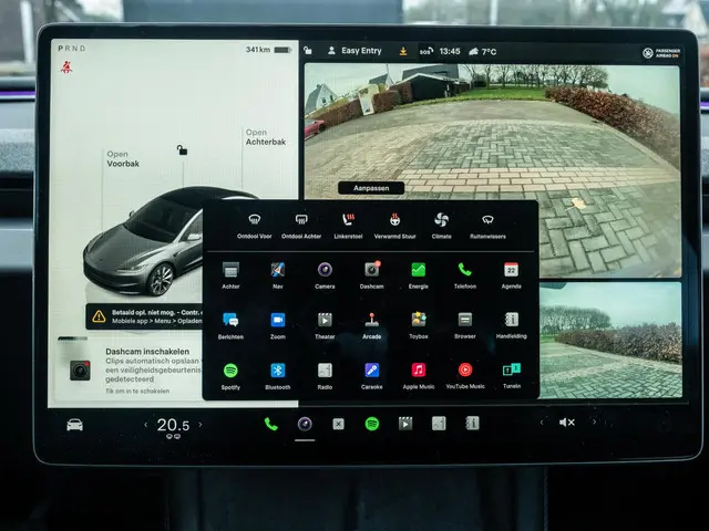 Tesla Model 3 RWD 60 kWh 2024 Elektrisch 37