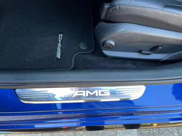 Mercedes-Benz C-Klasse 63 AMG 2017 Benzine 21