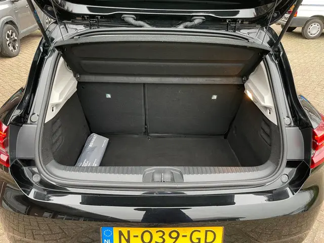 Renault Clio 1.0 TCe Zen, Navi, Pdc, Lmv 2021 Benzine 9