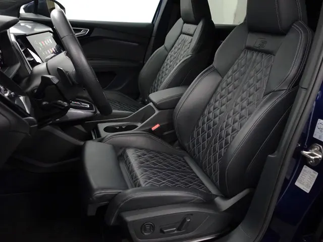 Audi Q4 e-tron 35 S Competition 55 kWh- 2021 Elektrisch 22