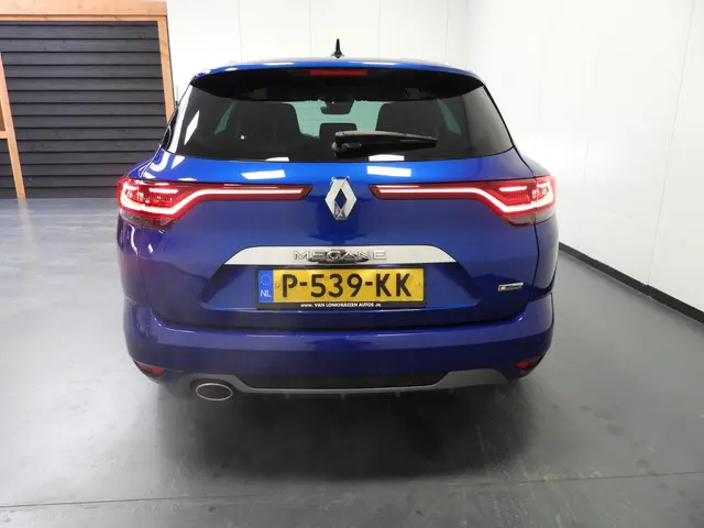 Renault Mégane Estate 1.3 TCe Aut. R.S. Line 2021 Benzine 35