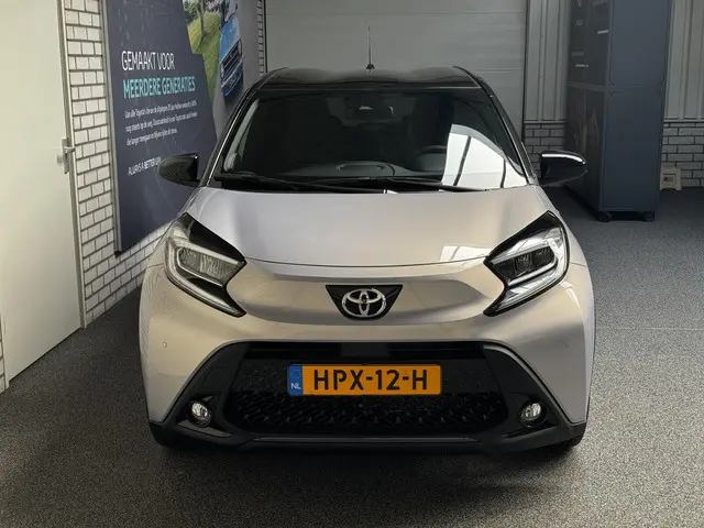 Toyota Aygo X 1.0 VVT-i S-CVT JBL automaat 2025 Benzine 5