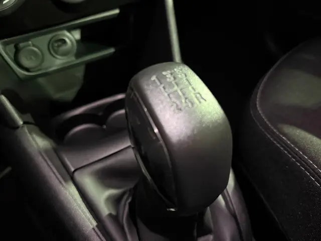 Peugeot 208 | 1.2 PureTech | Active 2019 Benzine 9