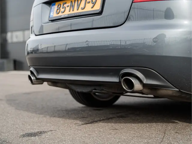 Audi A4 Cabriolet 3.2 FSI Pro Line 2006 Benzine 23