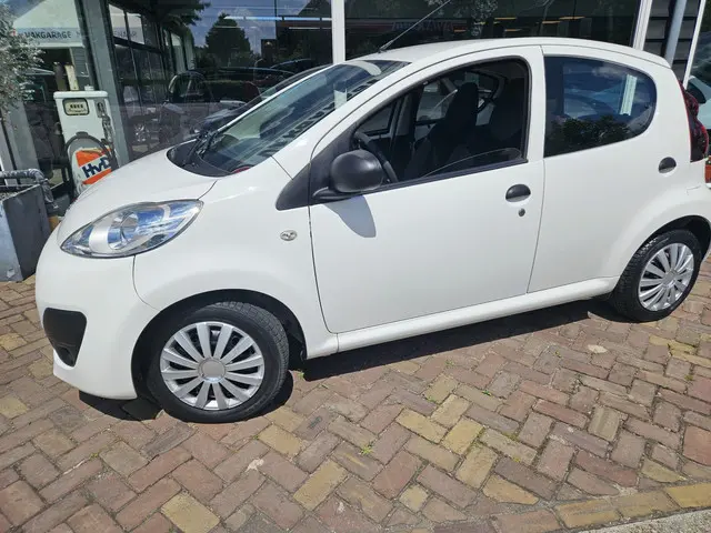 Peugeot 107 3