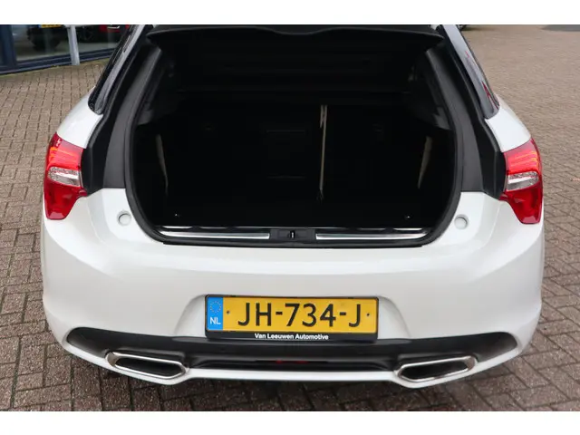 DS DS 5 1.6 THP Business Executive 2016 Benzine 14