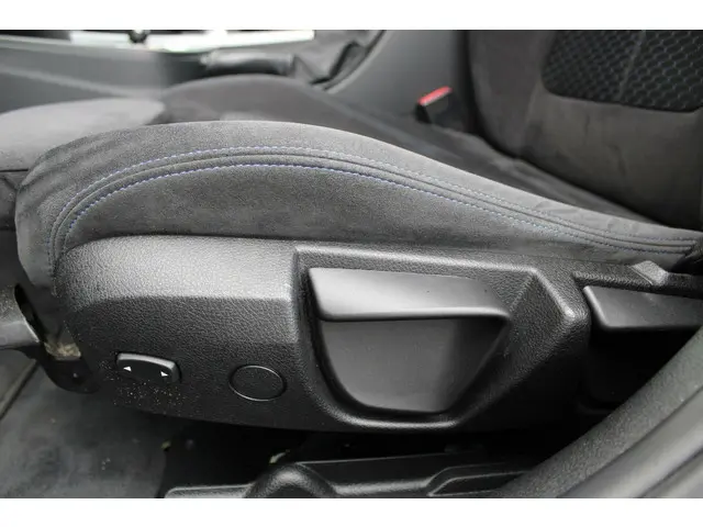BMW 3 Serie 316i M-Sport | Xenon | Navi prof. 2015 Benzine 28