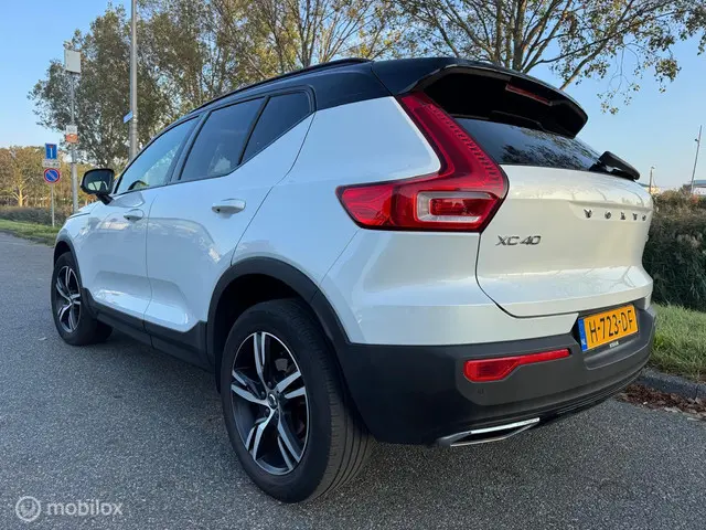 Volvo XC40 1.5 T3 R-Design 2020 Benzine 7