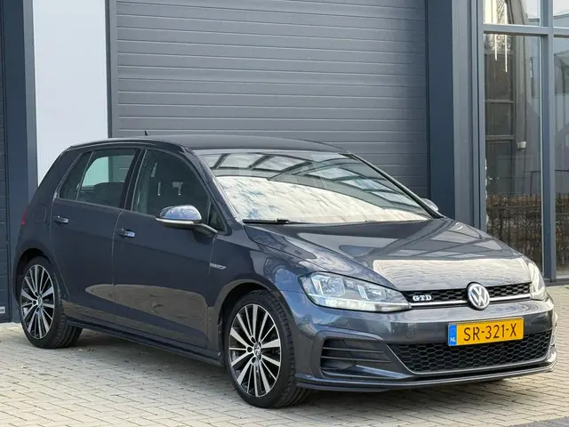 Volkswagen Golf 2.0 GTD / DSG / NAP / CARPLAY / NAP / 2018 Diesel 10