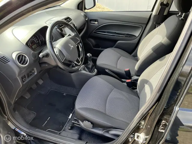 Mitsubishi Space Star 1.0 Intense 2016 Benzine 7