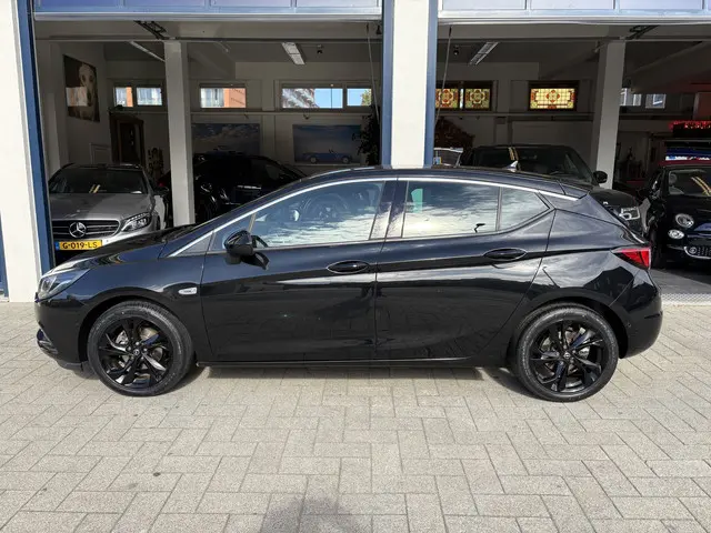 Opel Astra 1.0 Turbo Business Executive 2019 Benzine 2