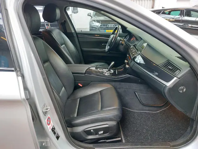 BMW 5 Serie Touring 520d 190 pk Automaat 2016 Diesel 22