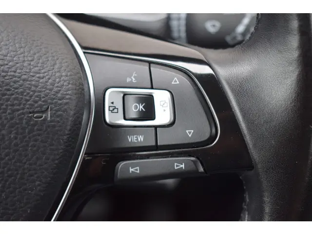 Volkswagen T-Roc 1.5 TSi 150pk Sport 2019 Benzine 29