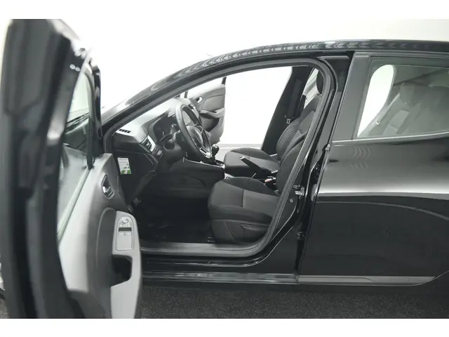 Renault Clio TCe 90 Zen 2022 Benzine 19