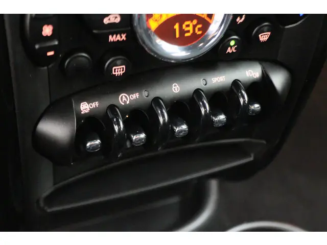 MINI Countryman Mini 1.6 Cooper S Pepper 2016 Benzine 44