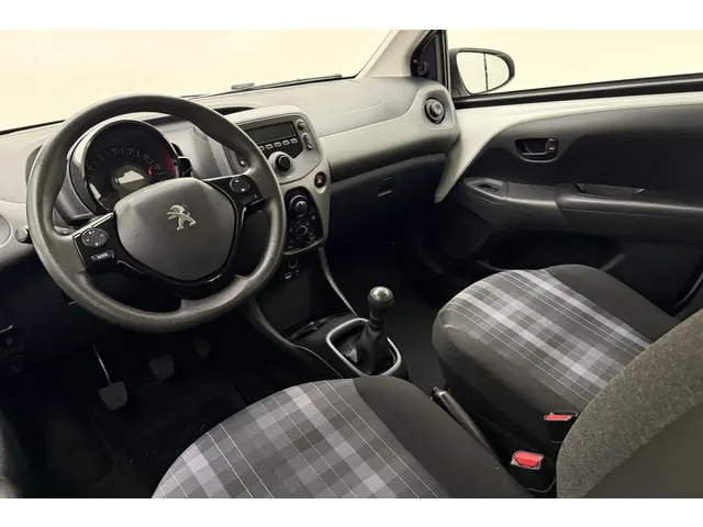 Peugeot 108 1.0 e-VTi Active 2018 Benzine 14