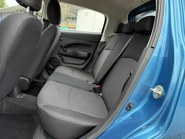 Mitsubishi Space Star 1.0 Active 2019 Benzine 6