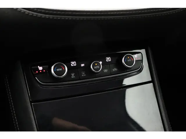 Opel Grandland X 1.2 Turbo 2017 Benzine 12